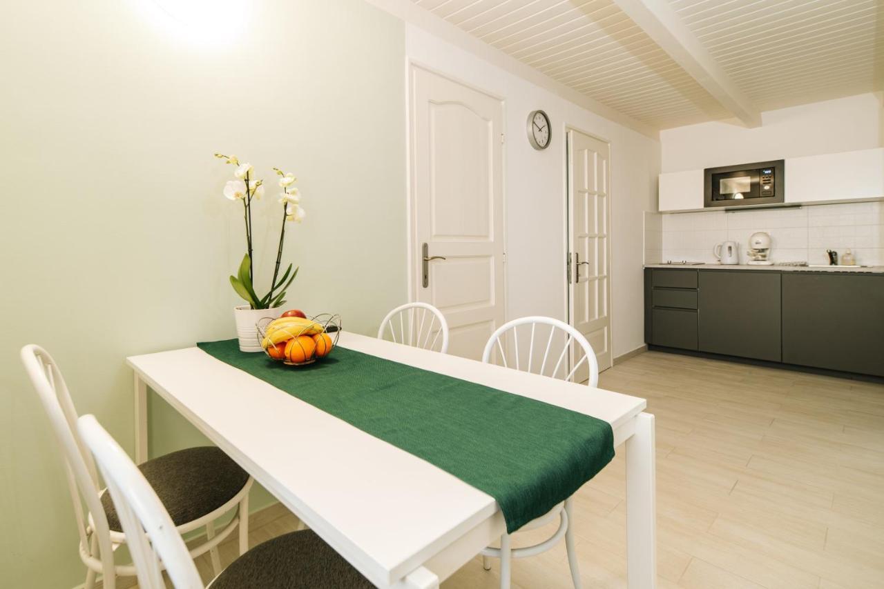 Topaz Apartmanhazak Balatongyörök Dış mekan fotoğraf