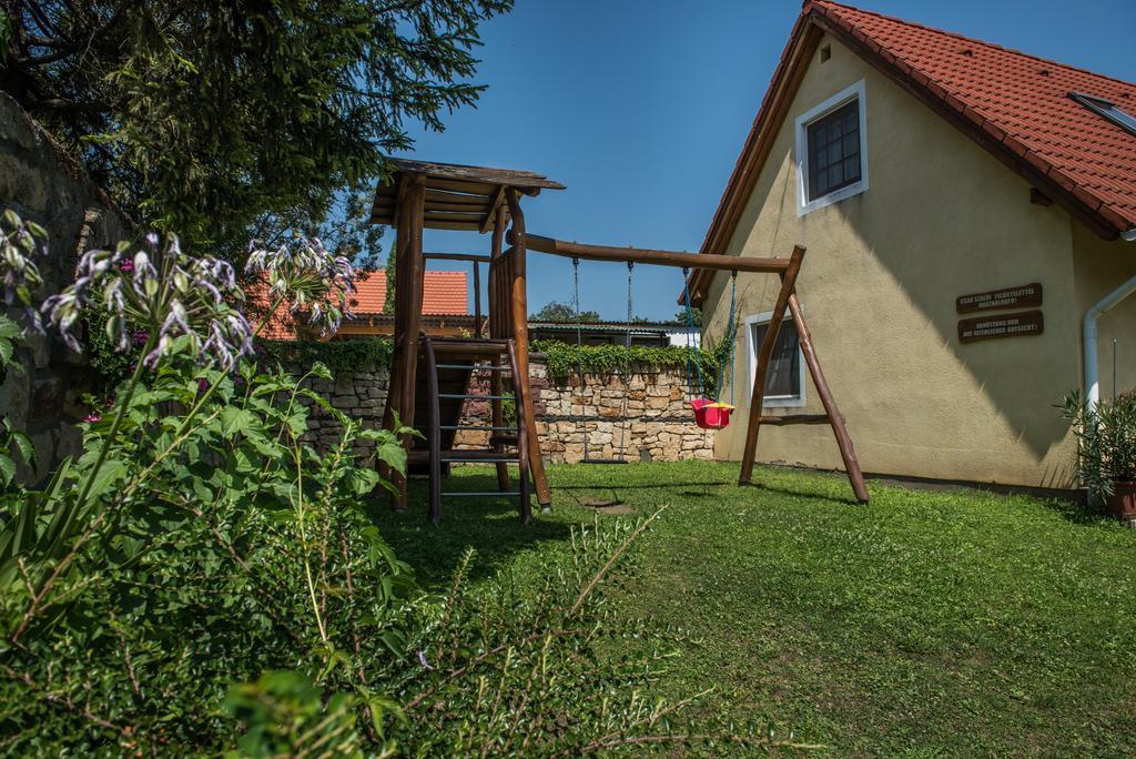 Topaz Apartmanhazak Balatongyörök Dış mekan fotoğraf
